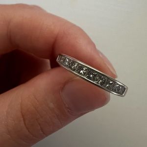 Real DIAMOND ring, white gold